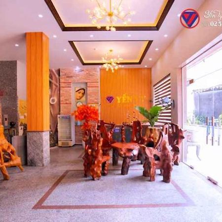 Yen Vy Hotel Куїнон Екстер'єр фото