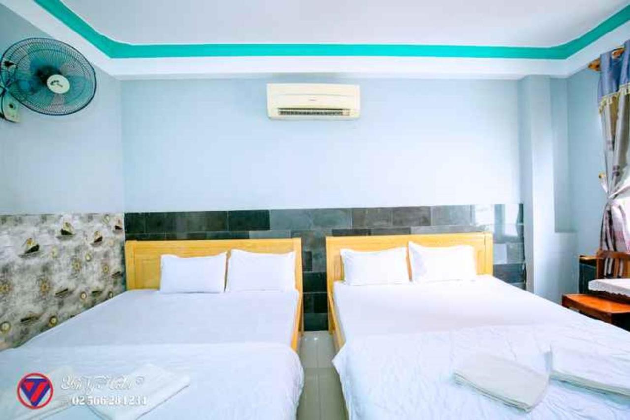 Yen Vy Hotel Куїнон Екстер'єр фото