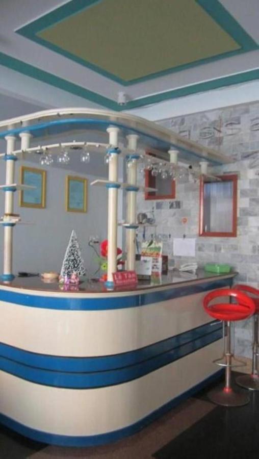 Yen Vy Hotel Куїнон Екстер'єр фото