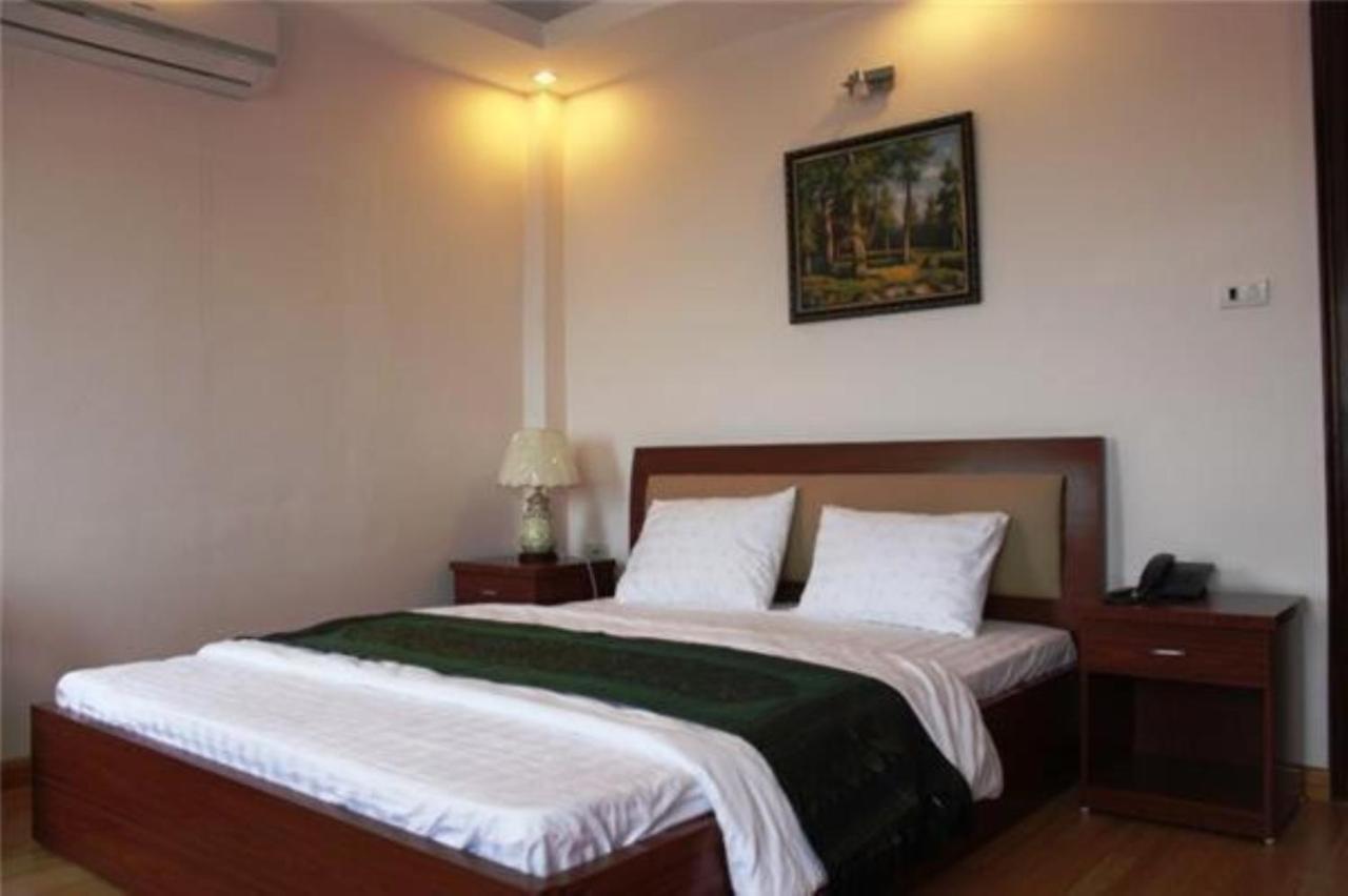 Yen Vy Hotel Куїнон Екстер'єр фото