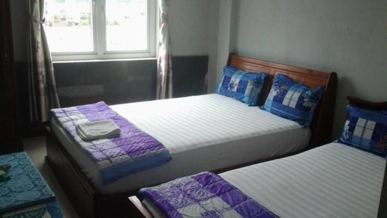 Yen Vy Hotel Куїнон Екстер'єр фото