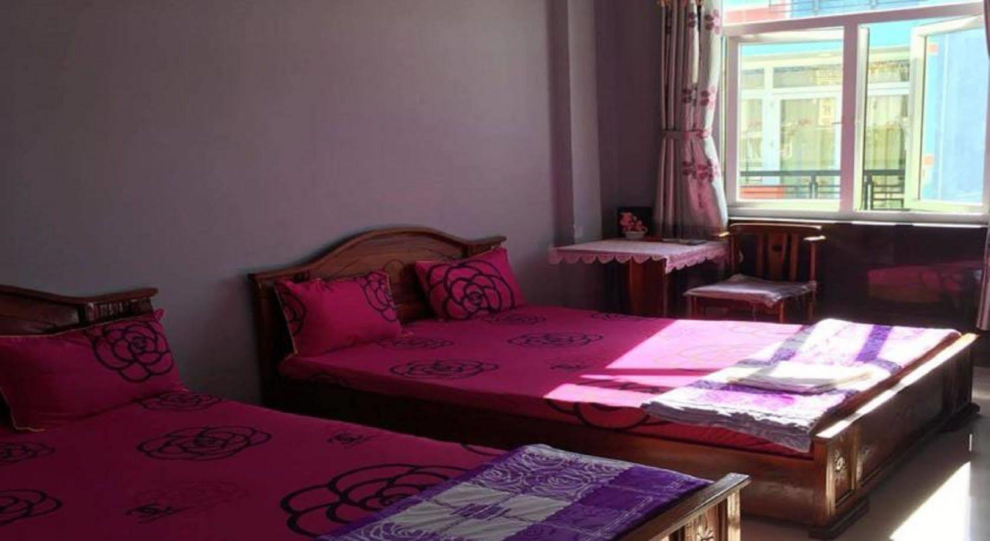 Yen Vy Hotel Куїнон Екстер'єр фото